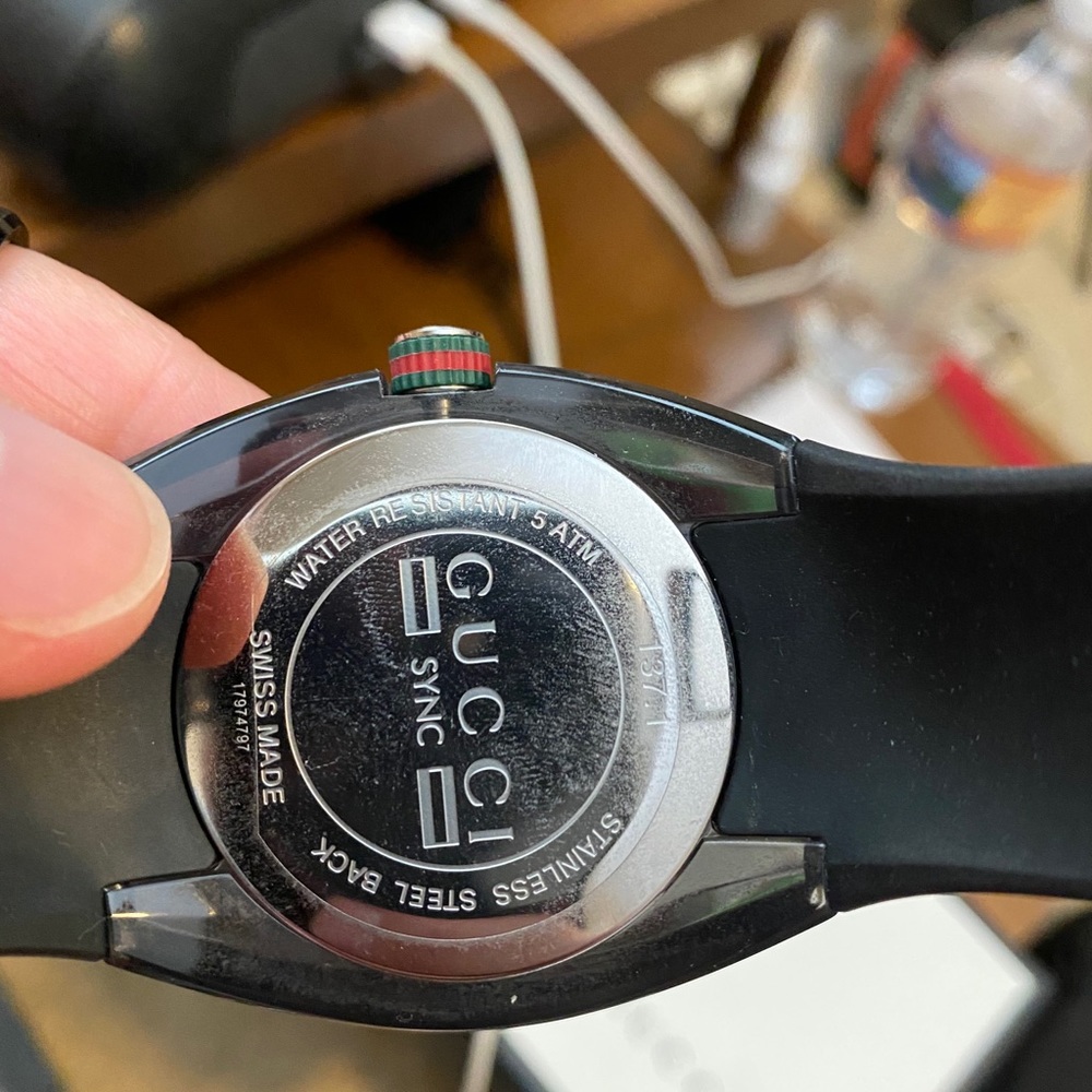 Watch - Picture 2 of 4
